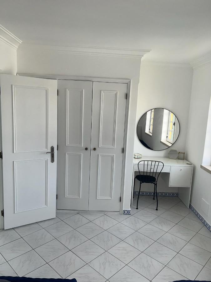 Relaxing 2 Bedroom House 5 Minutes Away From Vilamoura Marina Quarteira Ngoại thất bức ảnh