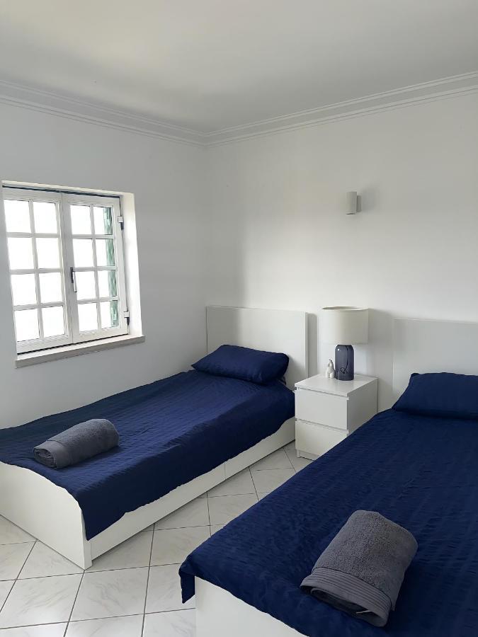 Relaxing 2 Bedroom House 5 Minutes Away From Vilamoura Marina Quarteira Ngoại thất bức ảnh